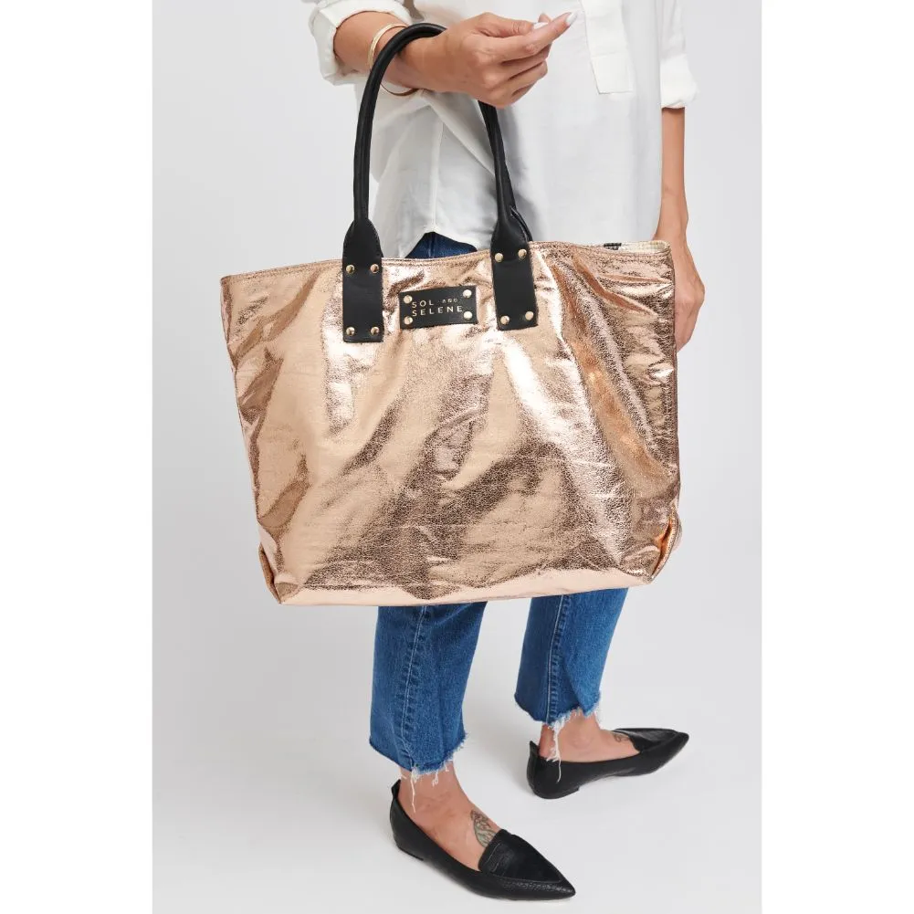 It Girl Tote